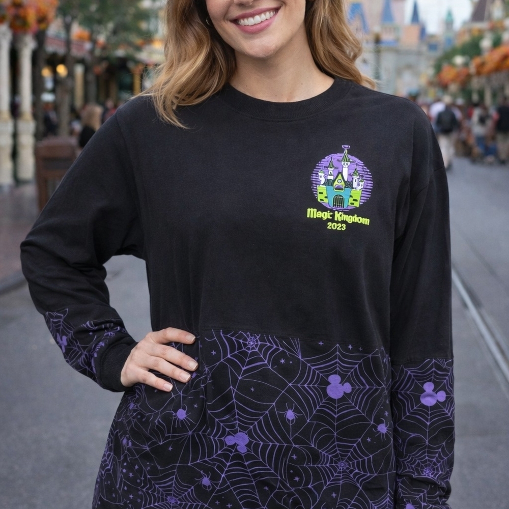 DISNEY Magic Kingdom 2023 Women's Black and Purple Jersey